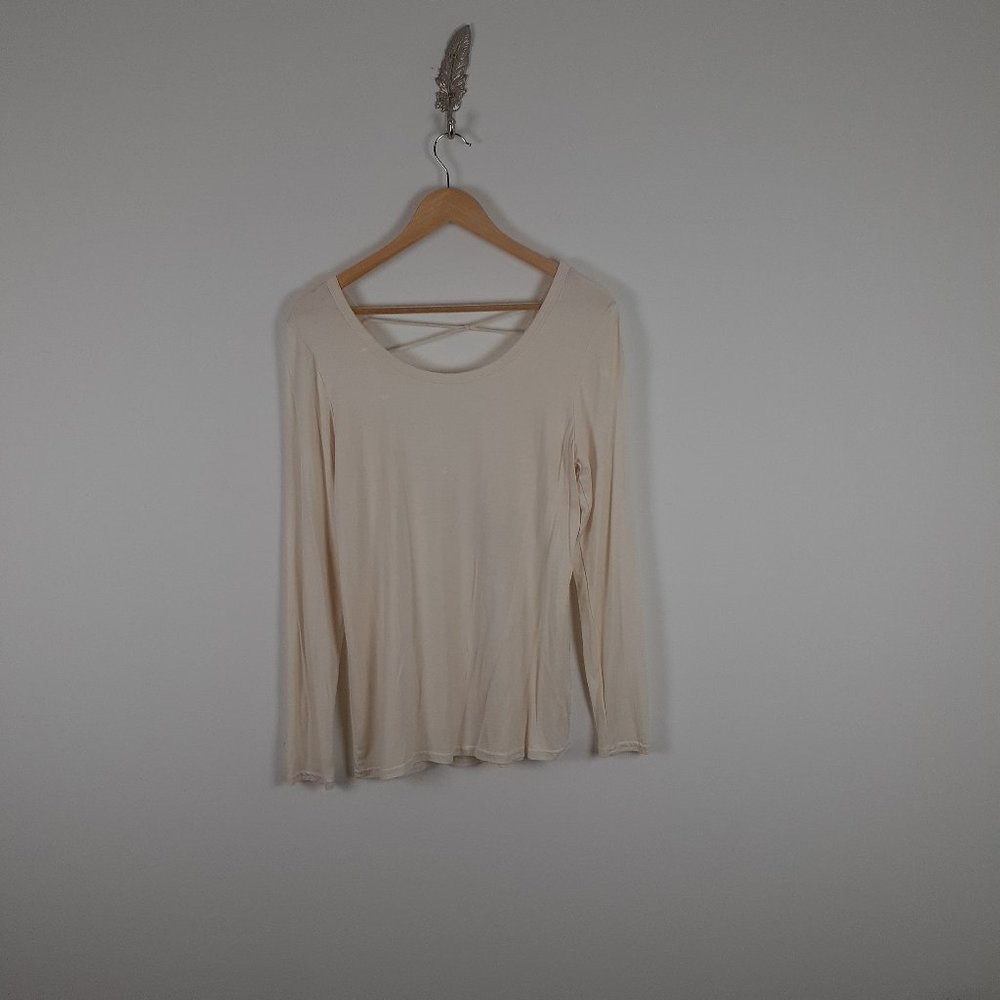 Long Sleeve Scoop neck knit